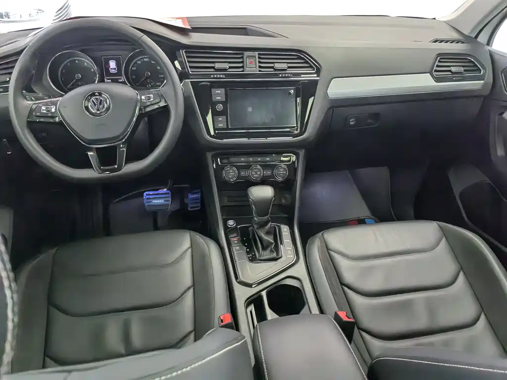 Volkswagen Tiguan L — миниатюра 8