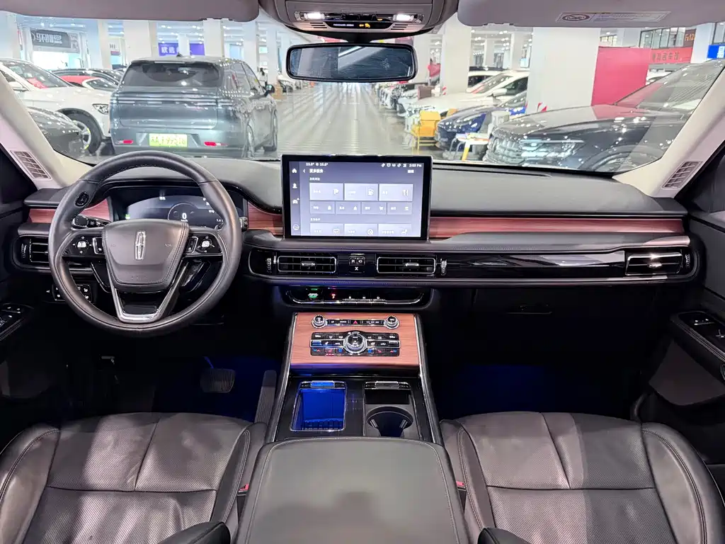 Lincoln Aviator — миниатюра 8