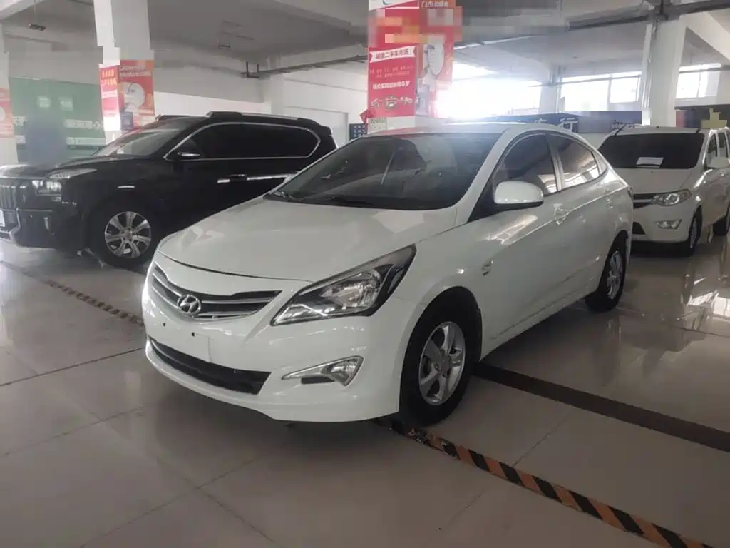 Hyundai Verna — миниатюра 2