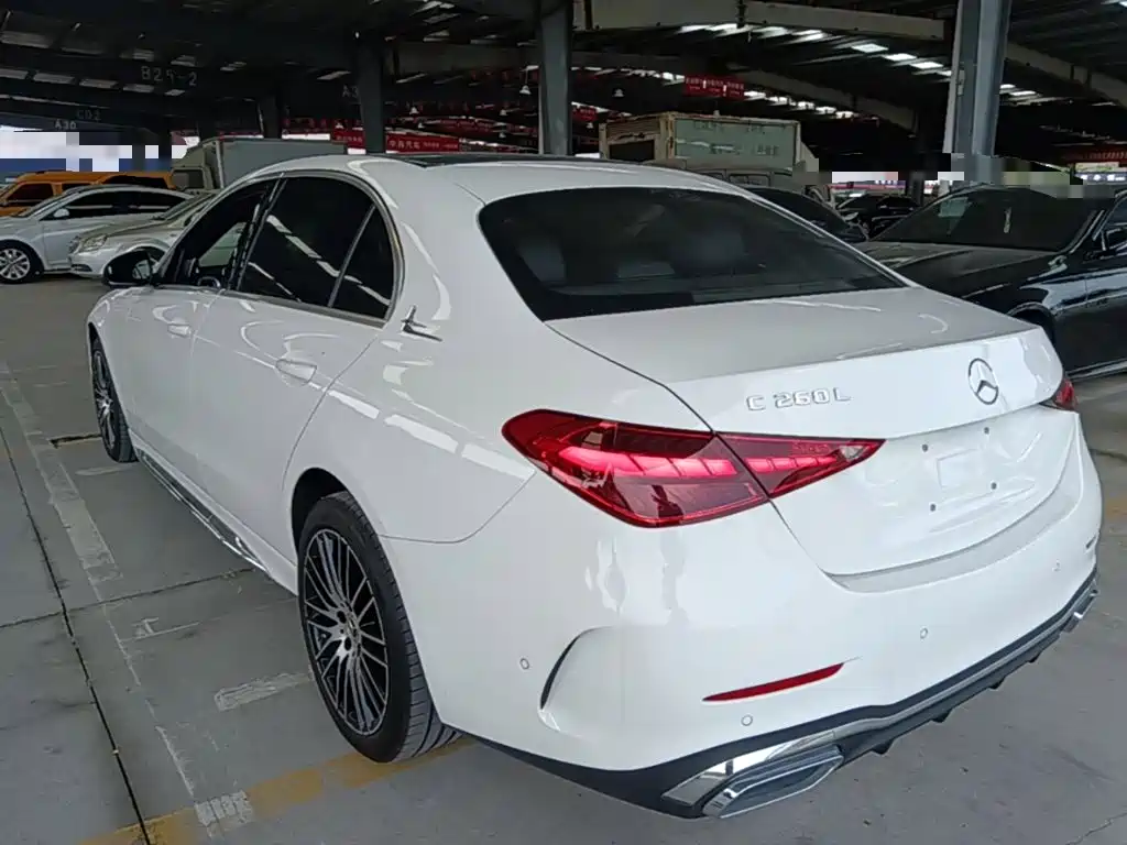 Mercedes-Benz C-Class — миниатюра 5