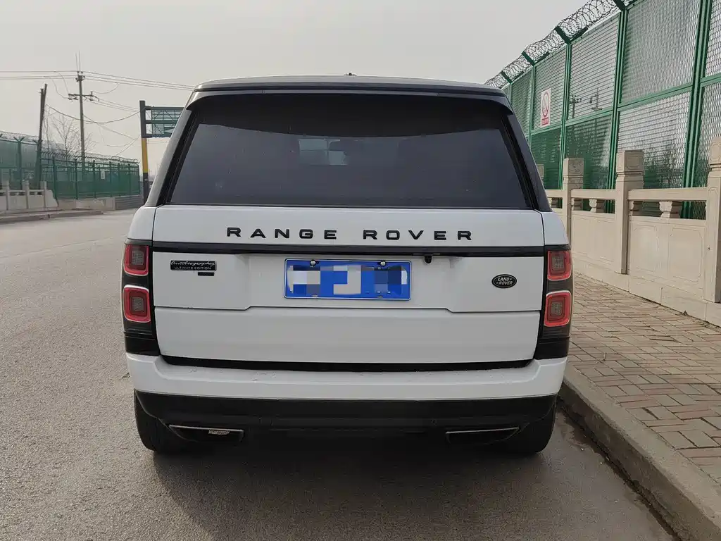 Land Rover Range Rover — миниатюра 4
