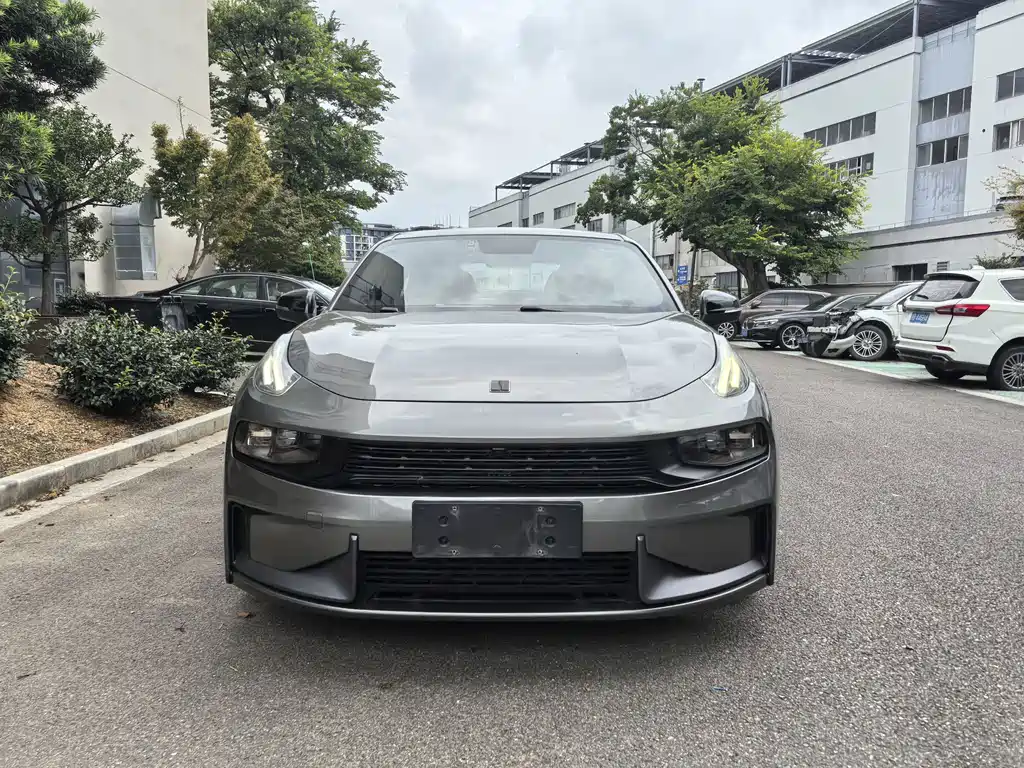 Lynk & Co 03 — миниатюра 2