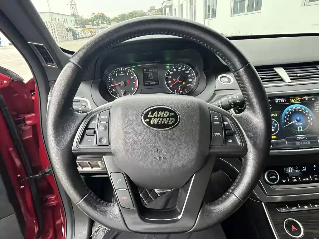 Landwind Landwind X7 — миниатюра 12