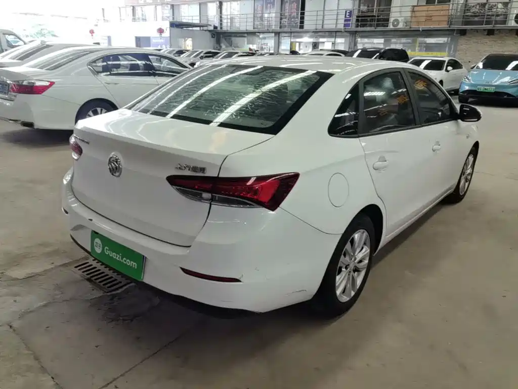 Buick Excelle — миниатюра 7