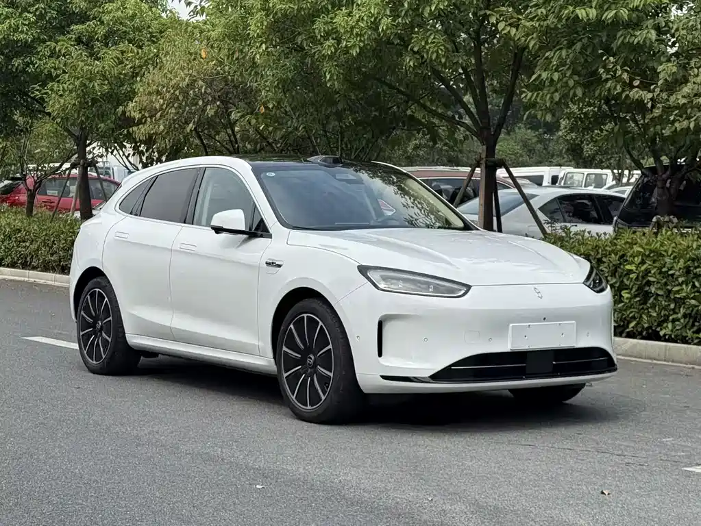 AITO AITO M5 — миниатюра 4