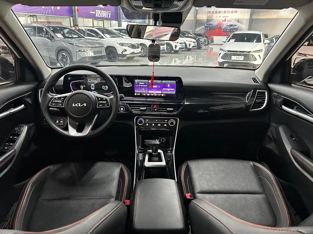 Kia Seltos — миниатюра 12
