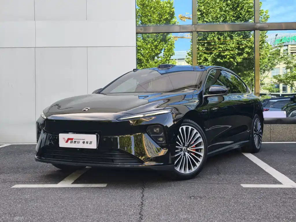 NIO ET7