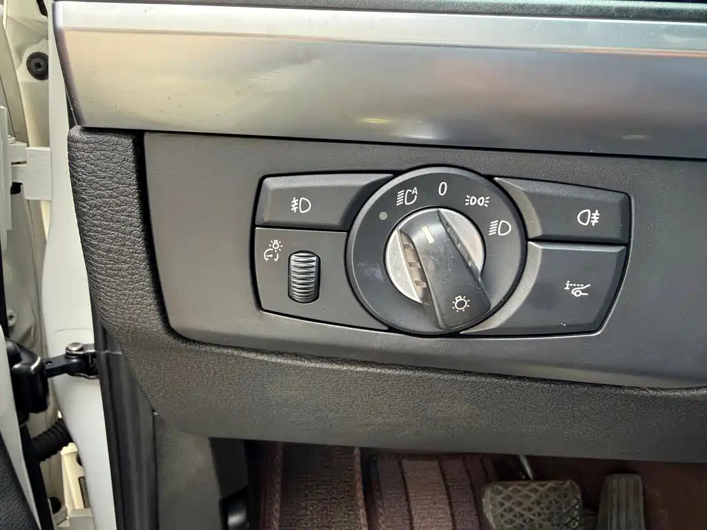 BMW X5 (Import) — миниатюра 16