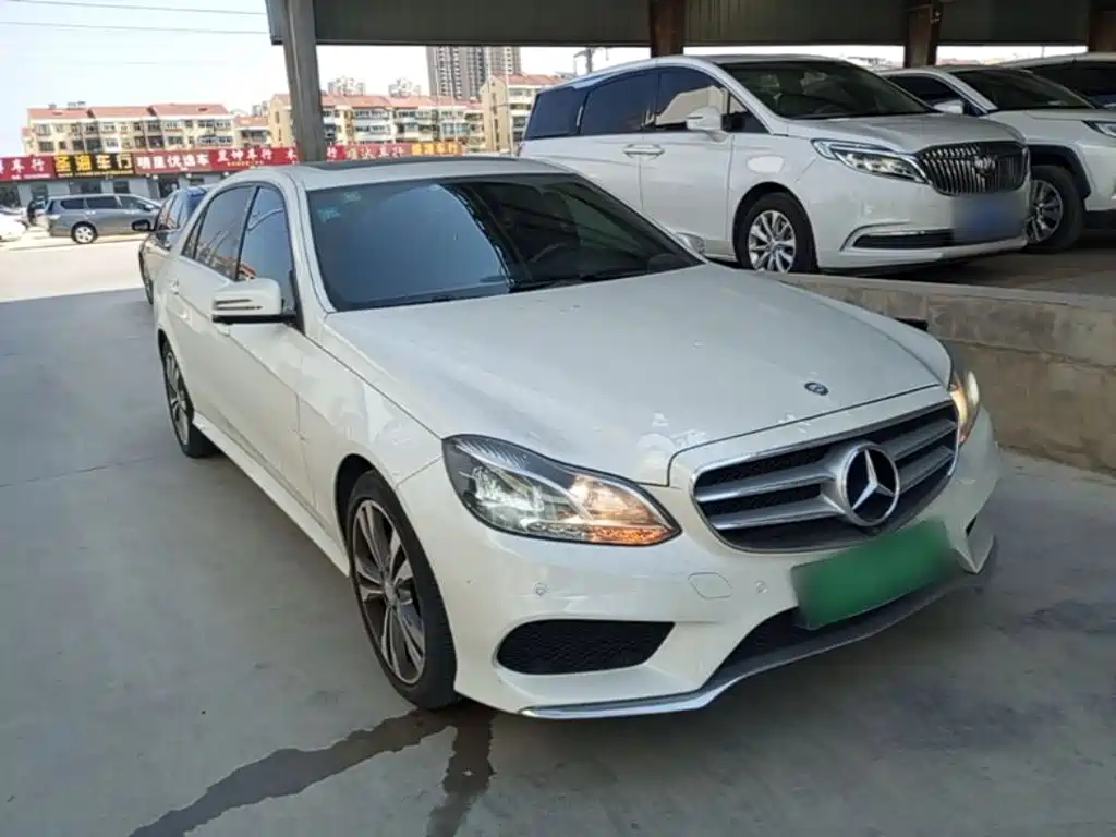 Mercedes-Benz E-Class — миниатюра 4