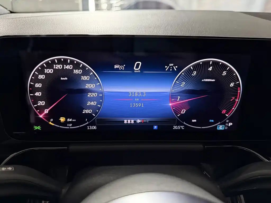 Mercedes-Benz GLA — миниатюра 8