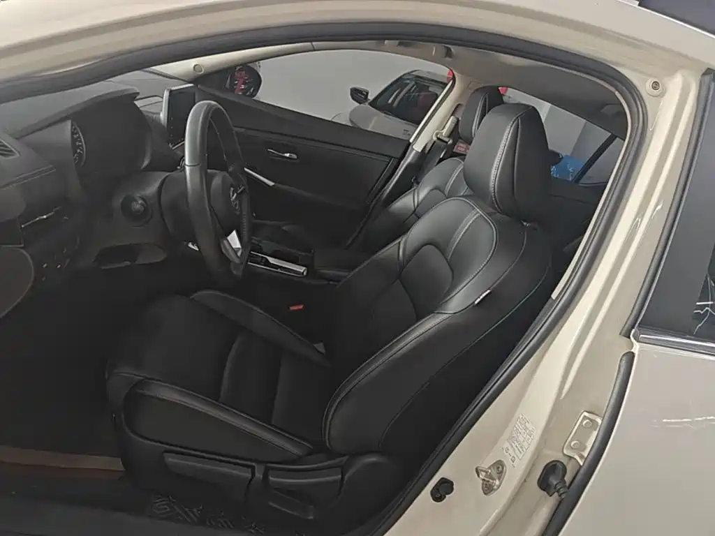 Nissan Sylphy — миниатюра 15