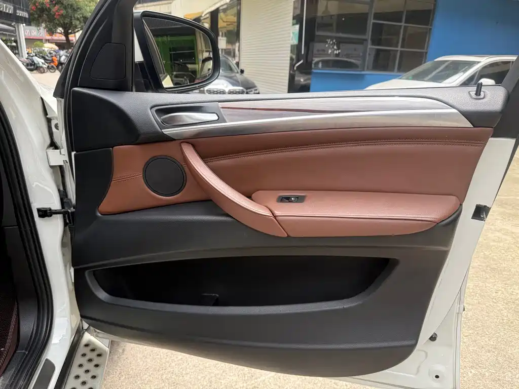 BMW X5 (Import) — миниатюра 22