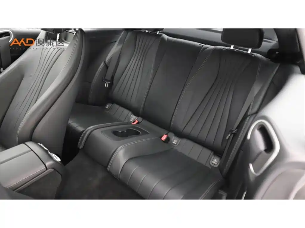 Mercedes-Benz E-Class (Import) — миниатюра 7