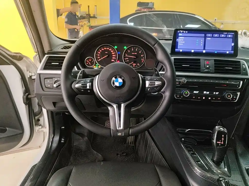 BMW 3 Series — миниатюра 11