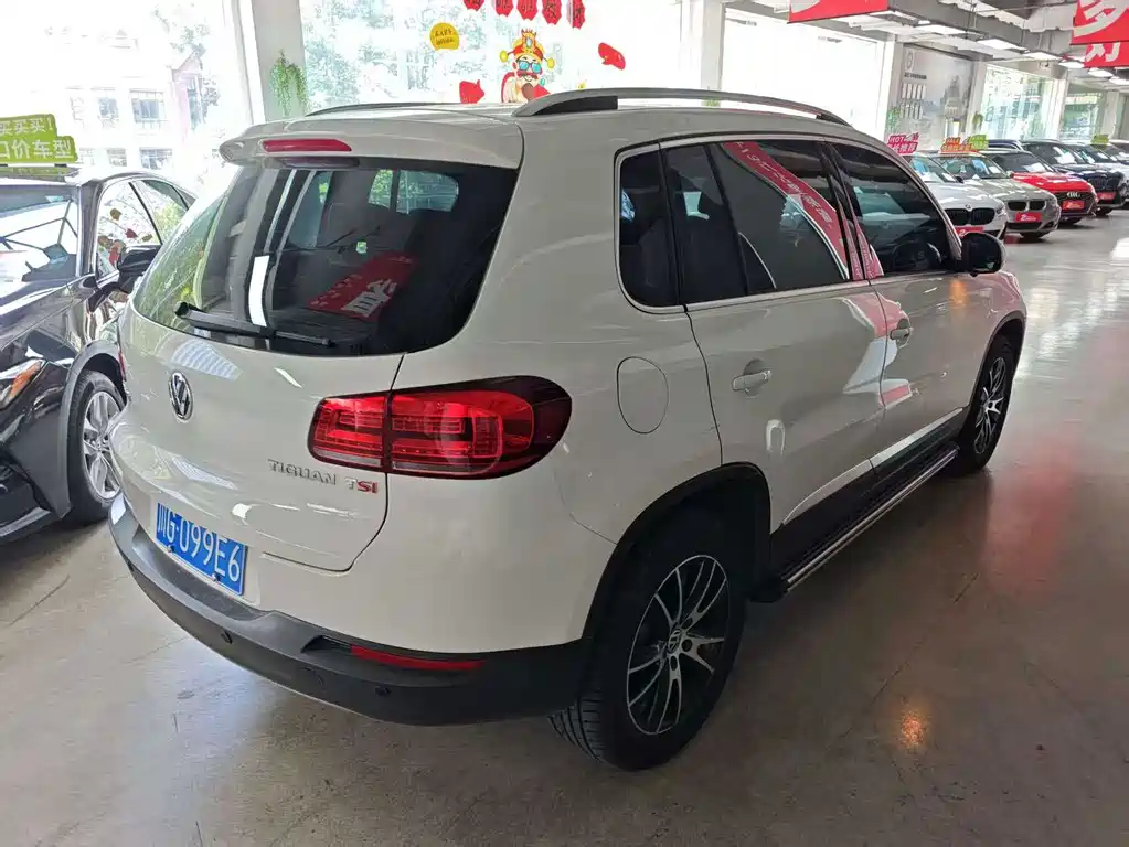Volkswagen Tiguan — миниатюра 7