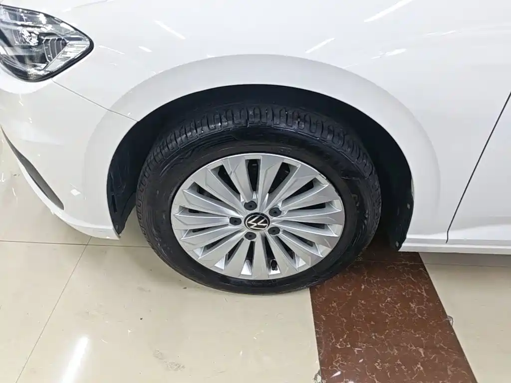 Volkswagen Lavida — миниатюра 23