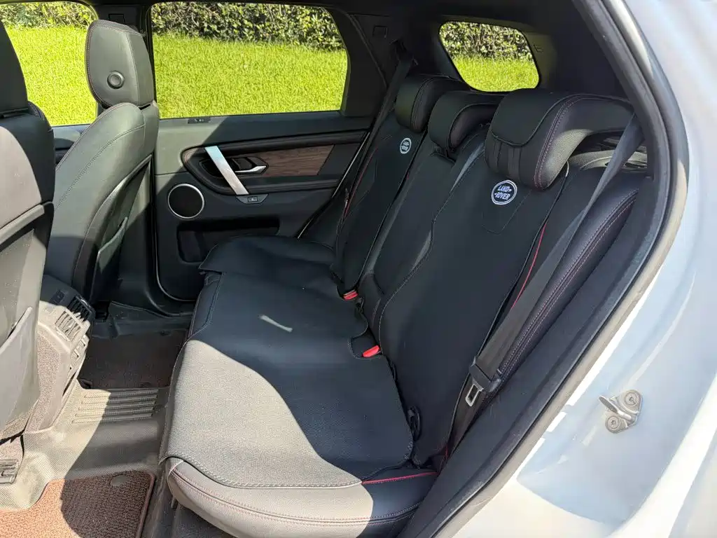 Land Rover Discovery Sport — миниатюра 12