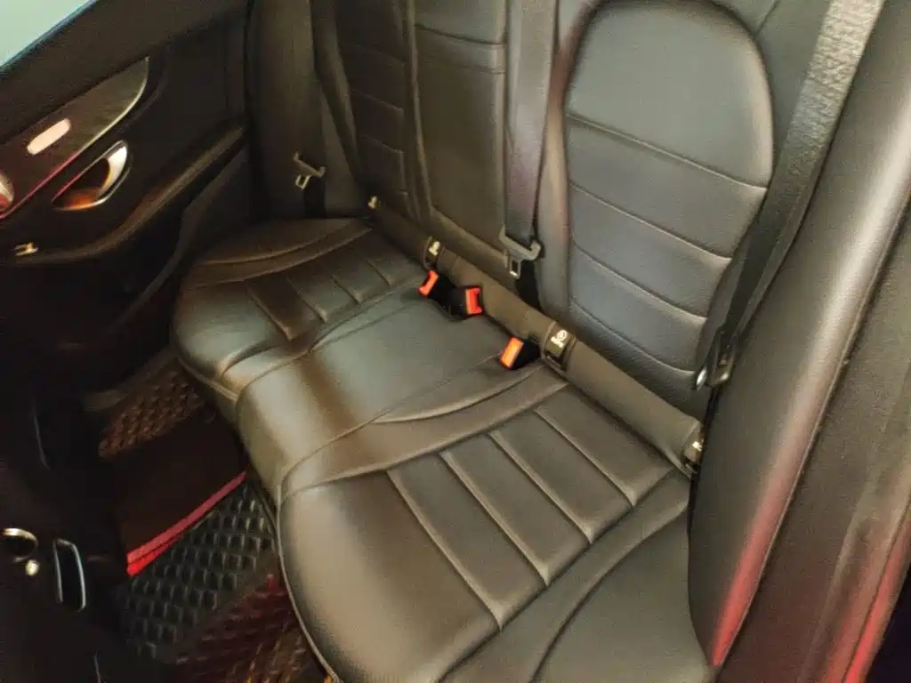 Mercedes-Benz C-Class — миниатюра 17