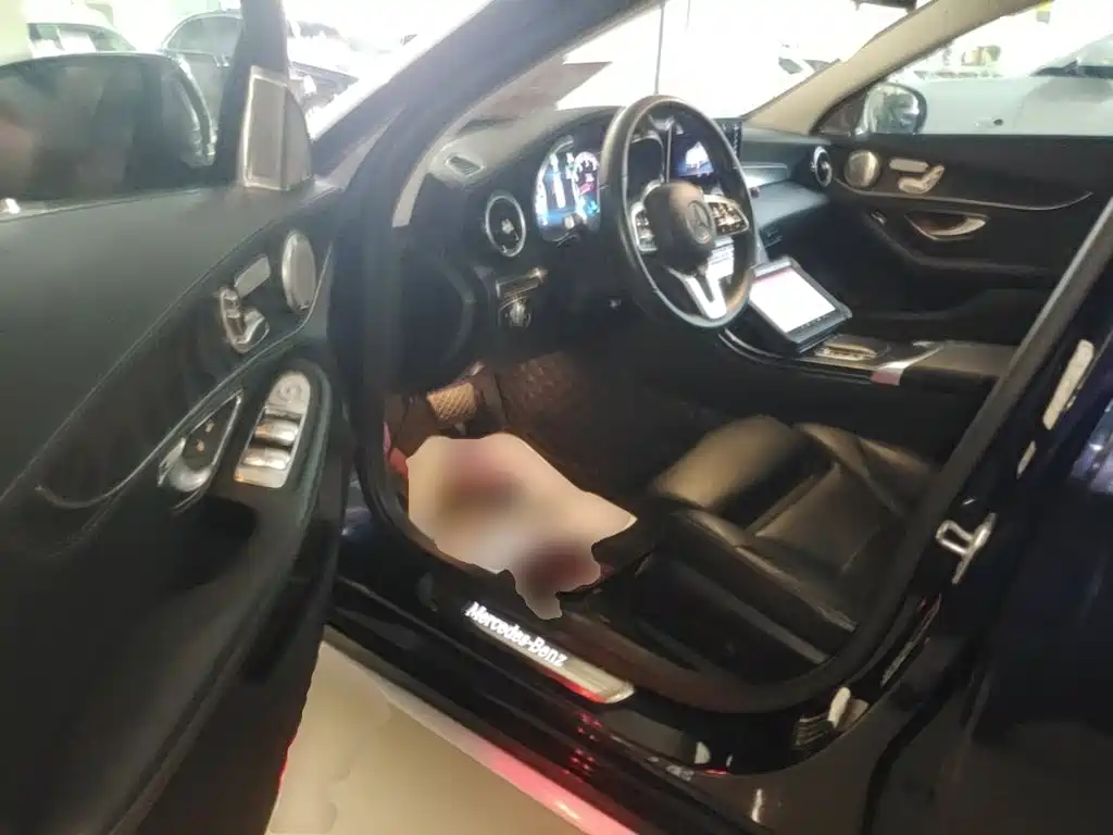Mercedes-Benz C-Class — миниатюра 16