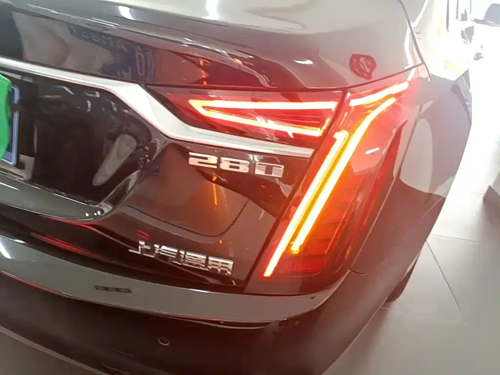Cadillac CT6 — миниатюра 8