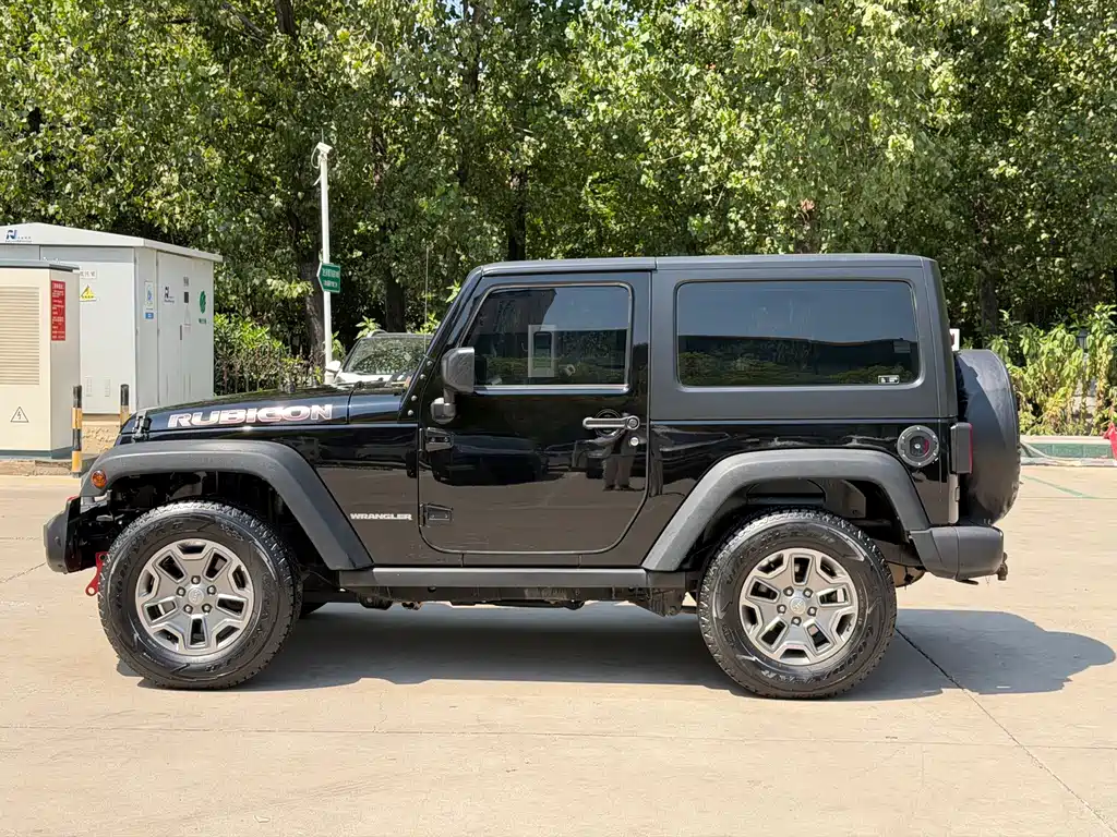 Jeep Wrangler — миниатюра 3