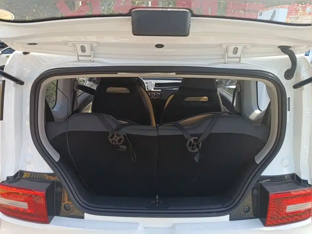 Wuling MINIEV — миниатюра 15