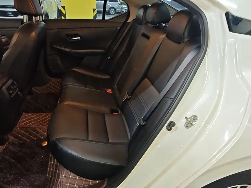 Nissan Sylphy — миниатюра 17