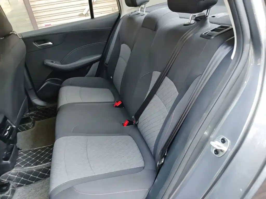 Roewe i5 — миниатюра 17