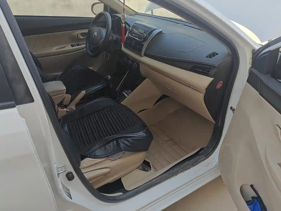 Toyota Vios — миниатюра 8
