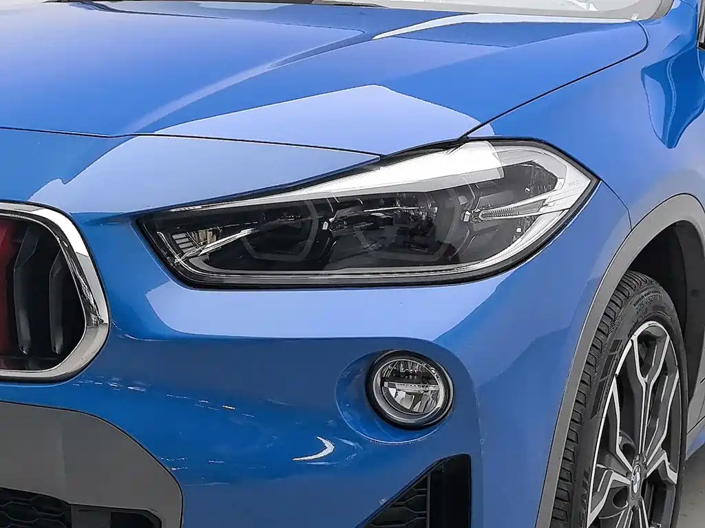 BMW X2 (Import) — миниатюра 7
