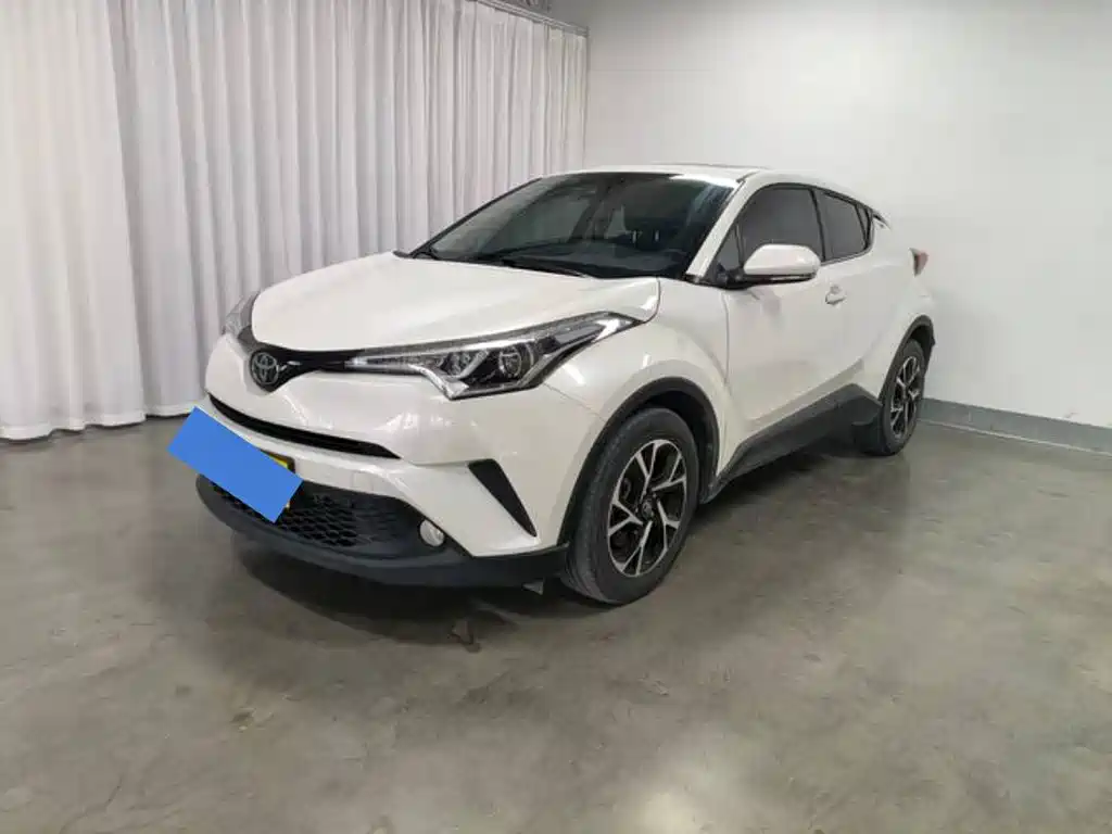 Купить Toyota C-HR