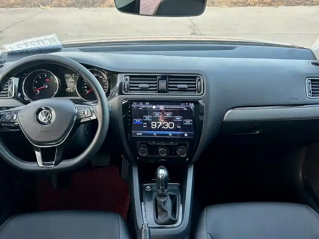 Volkswagen Sagitar — миниатюра 5