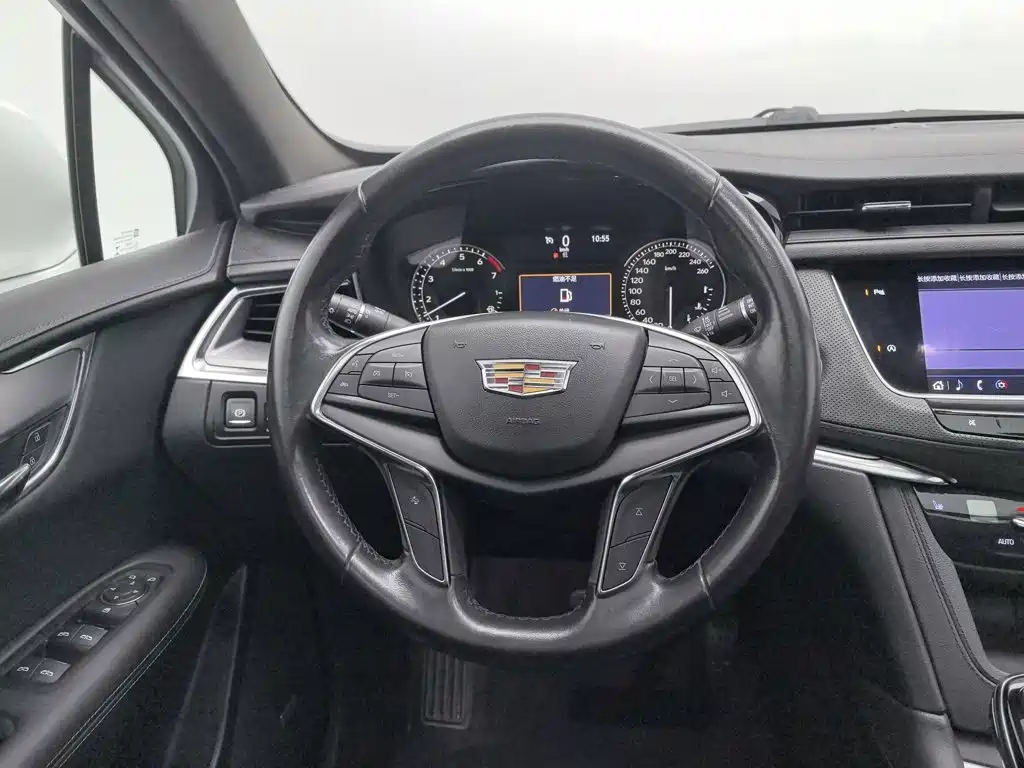 Cadillac XT5 — миниатюра 11