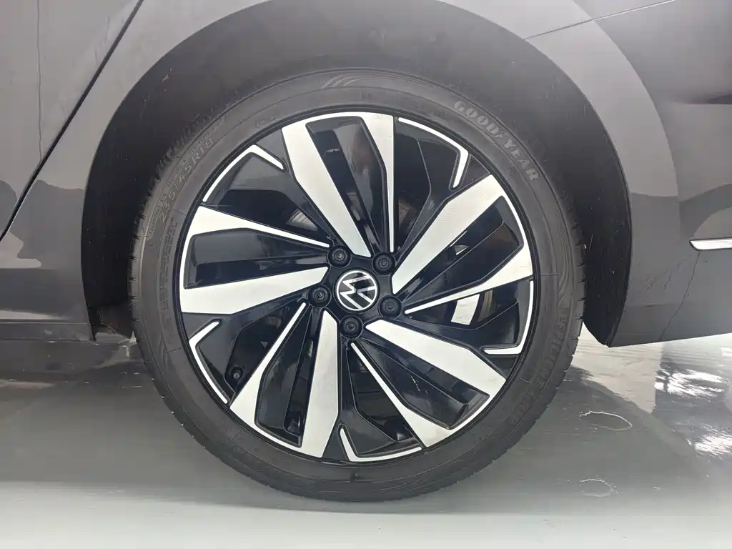 Volkswagen Passat — миниатюра 4