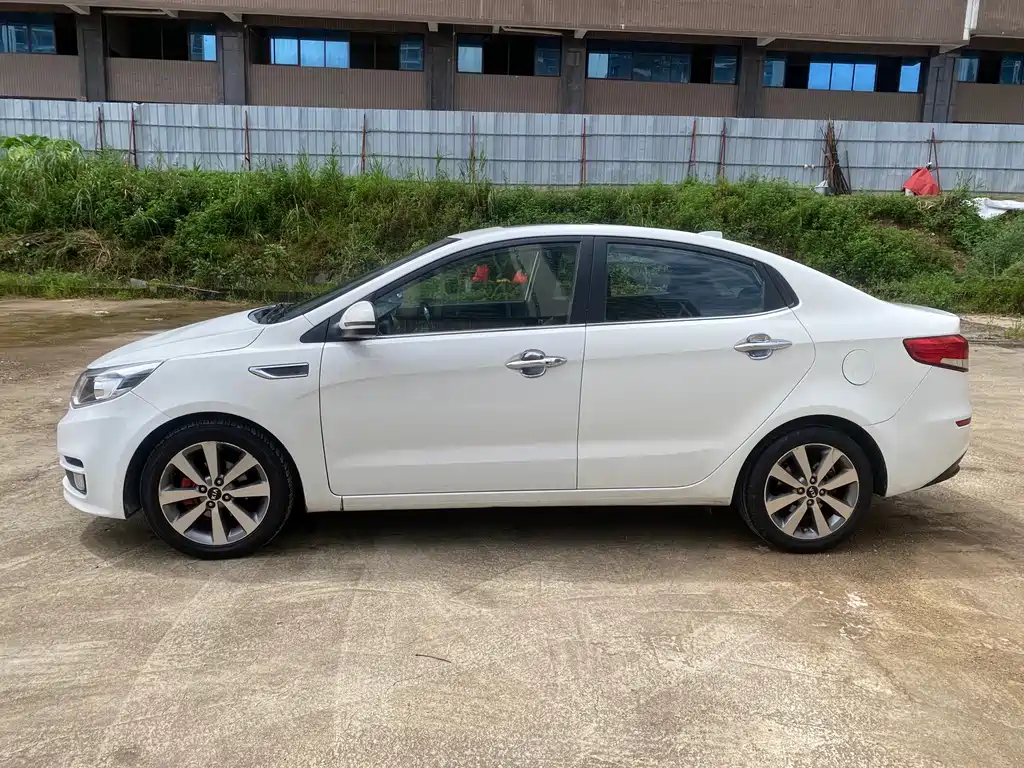Kia K2 — миниатюра 4