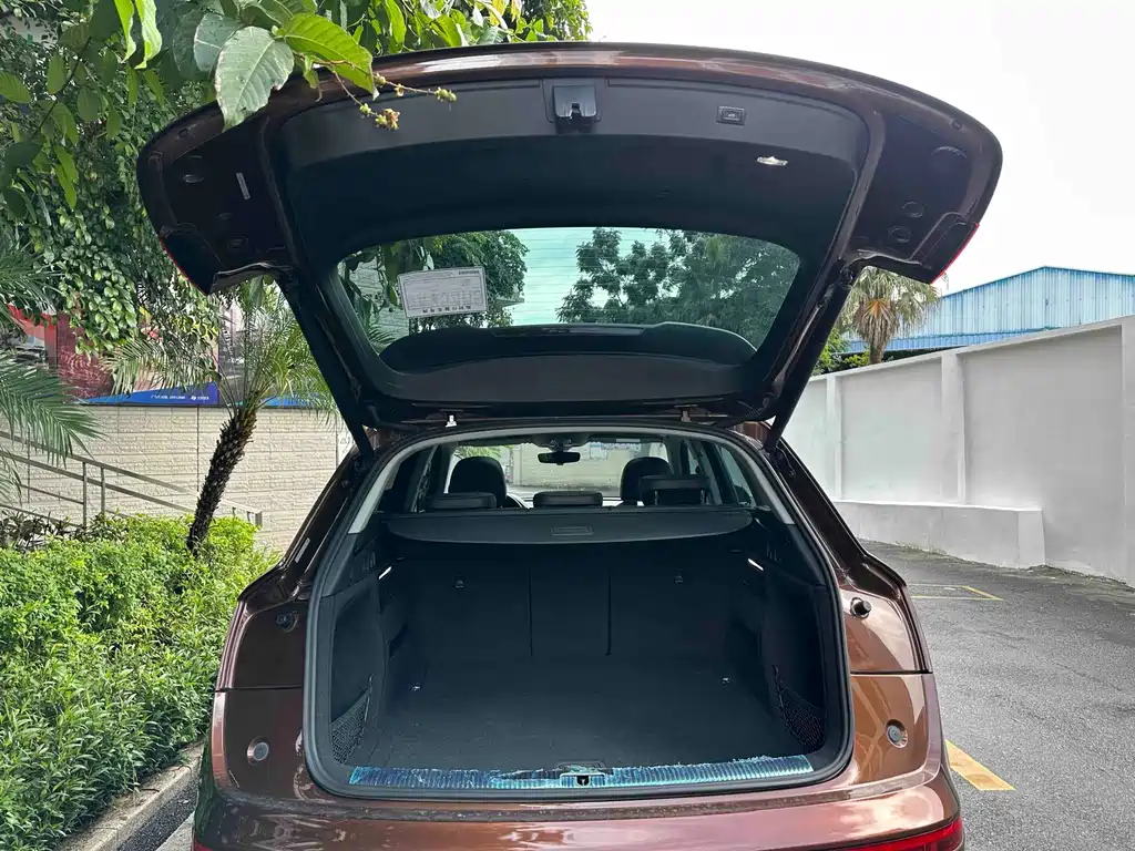 Audi Q5L — миниатюра 21