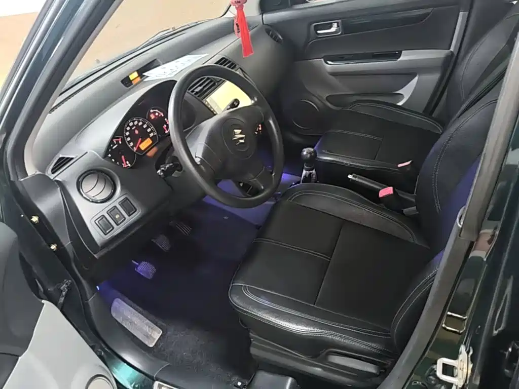 Suzuki Swift — миниатюра 15