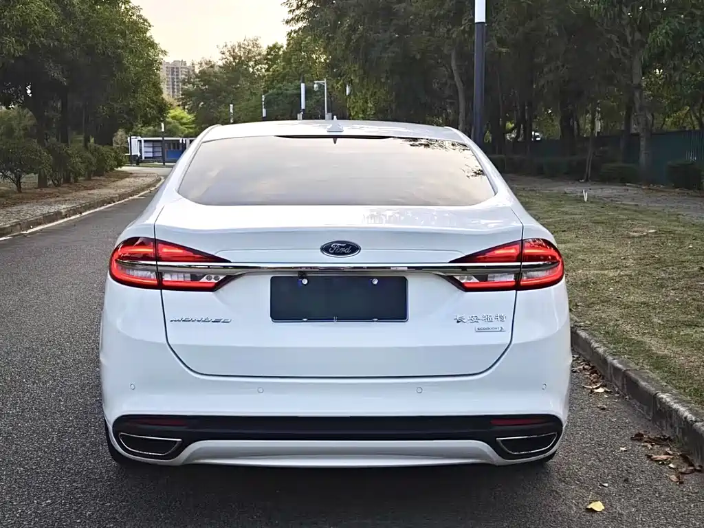 Ford Mondeo 2017 EcoBoost 180 Fashion