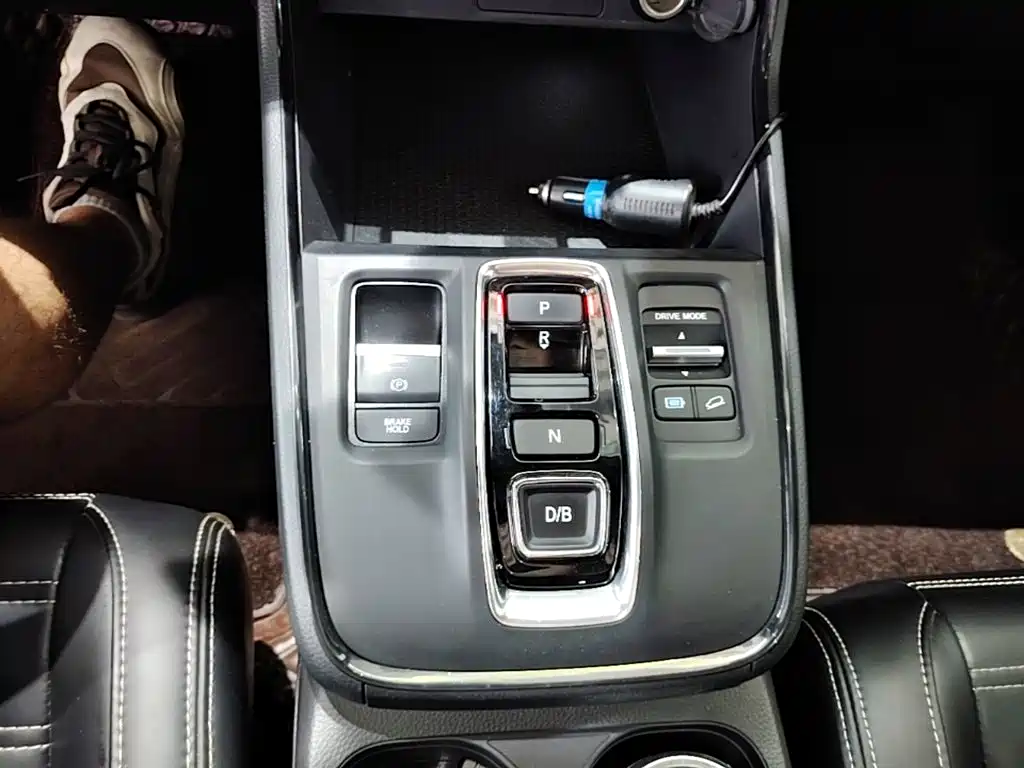 Honda CR-V PHEV — миниатюра 14