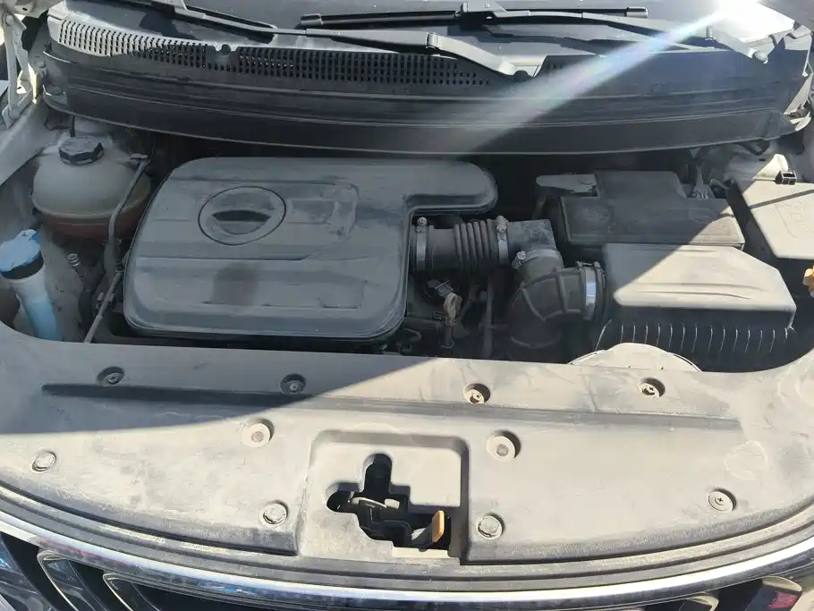 Geely Vision X3 — миниатюра 9
