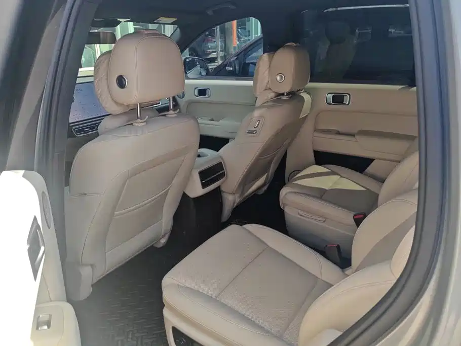 Li Auto Li L8 — миниатюра 11