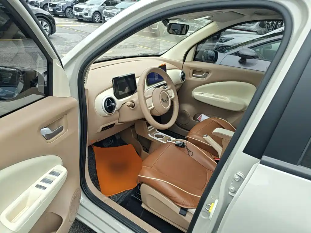 Wuling MINIEV — миниатюра 16