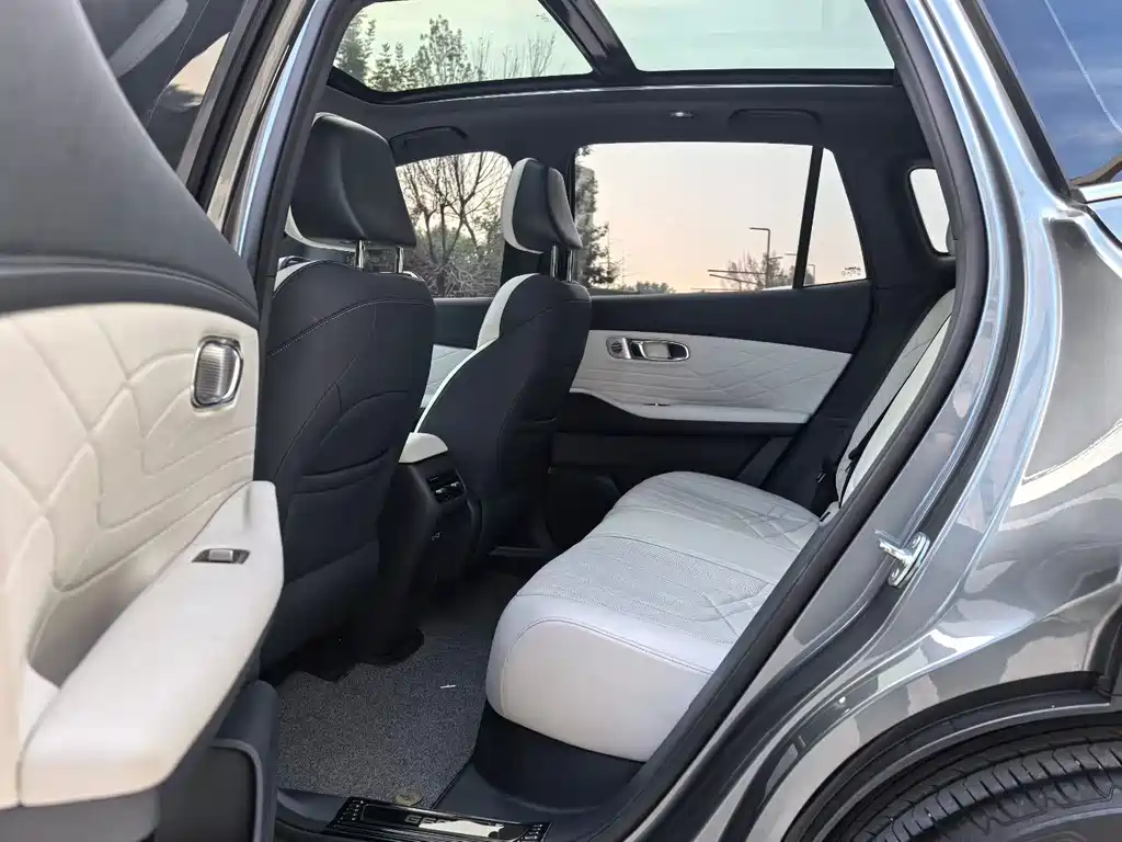 Geely Galaxy Galaxy 7 7 2025 120km