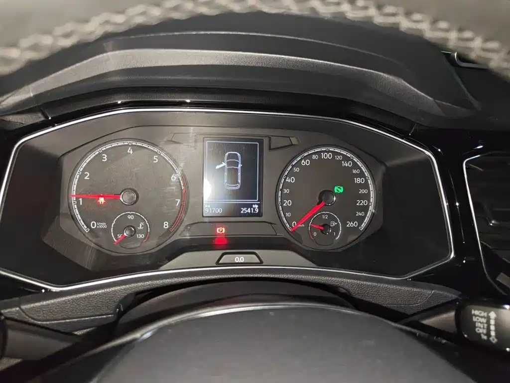 Volkswagen T-Roc — миниатюра 12