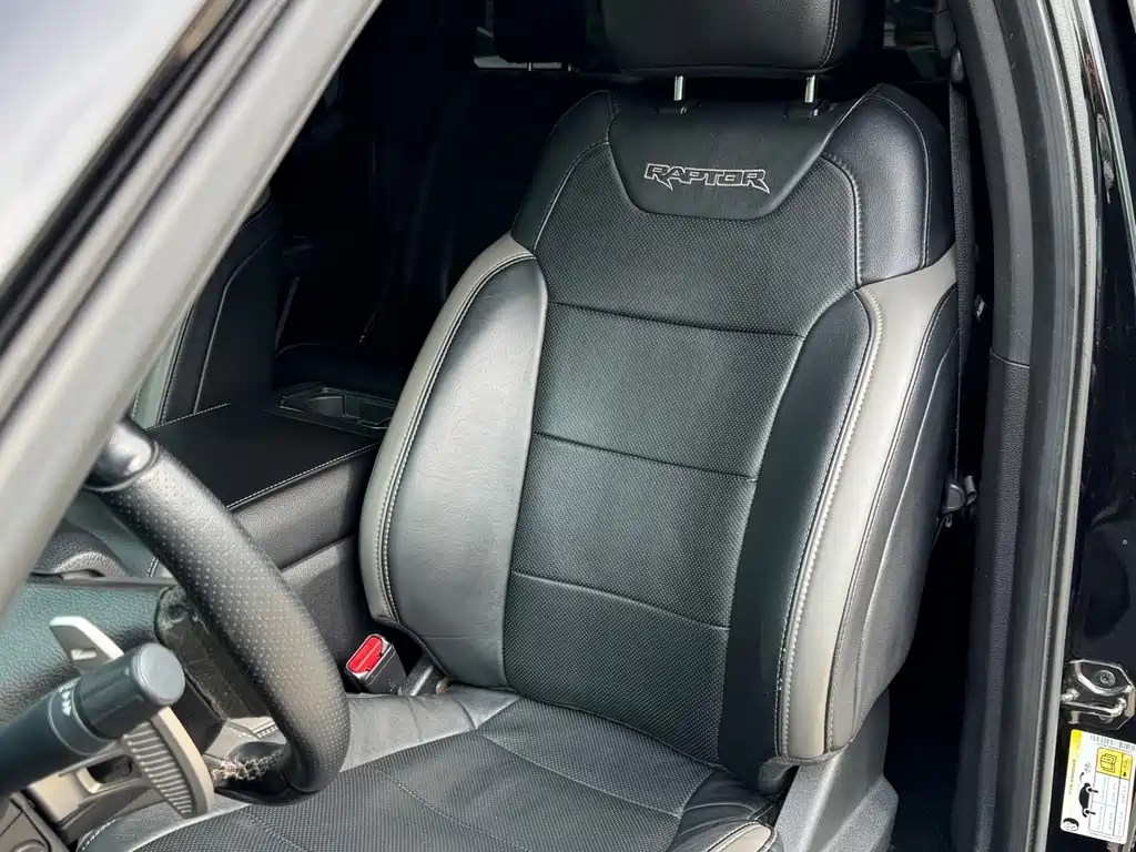 Ford F-150 Raptor — миниатюра 17