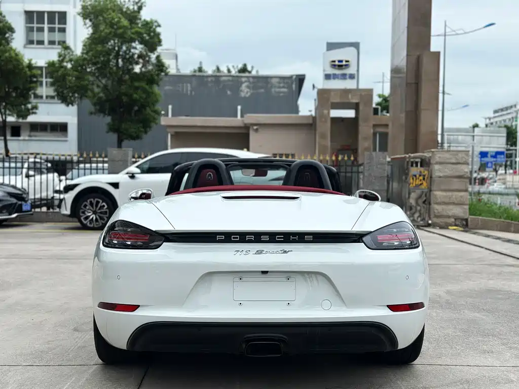 Porsche 718 2022 Boxster 2.0T