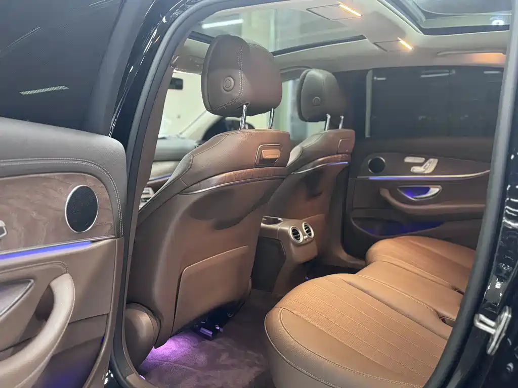 Mercedes-Benz E-Class E 2019 E 300 L Luxury