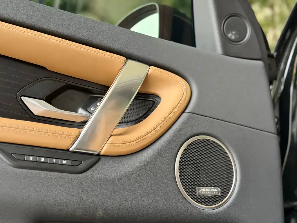 Land Rover Discovery Sport — миниатюра 12