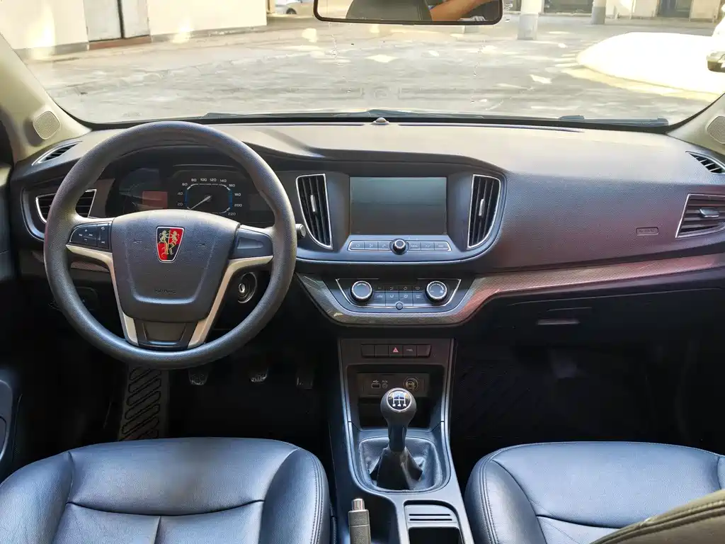 Roewe 360 — миниатюра 7