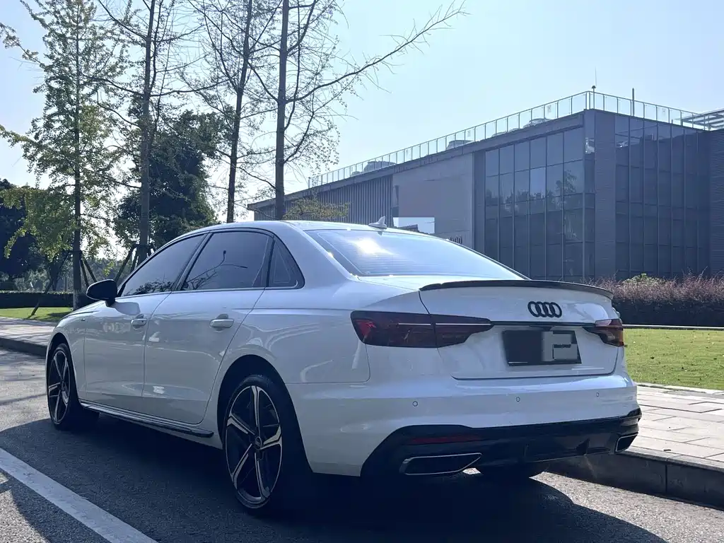 Audi A4L — миниатюра 3